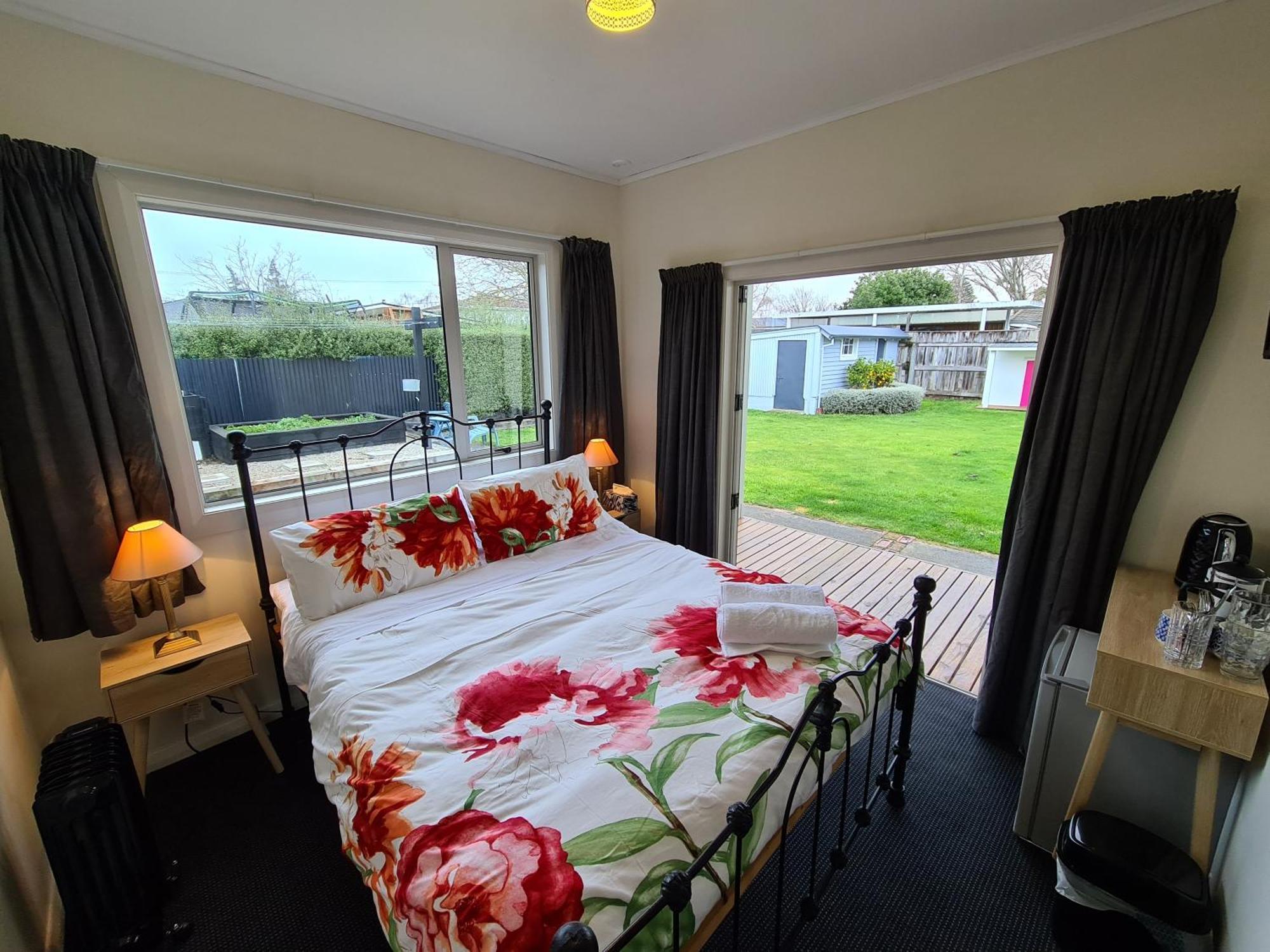 Central Masterton Sleepout ภายนอก รูปภาพ